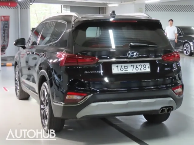 Hyundai Santa Fe 2018 photo 4