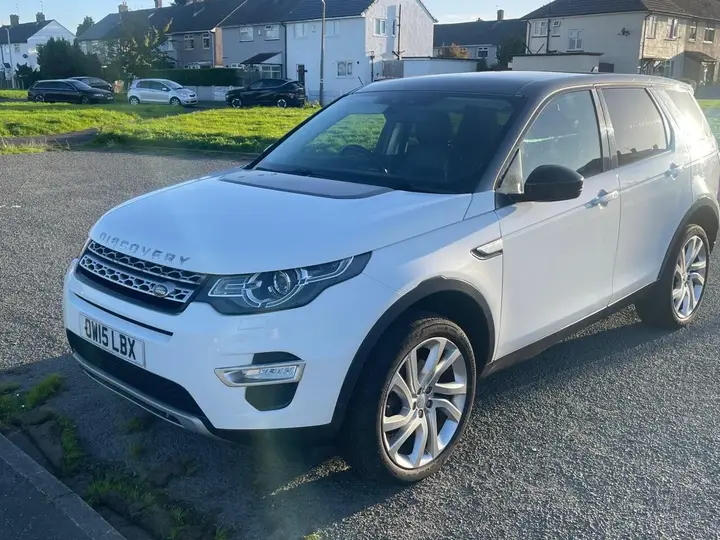 Land Rover Discovery Sport 2015 photo 4