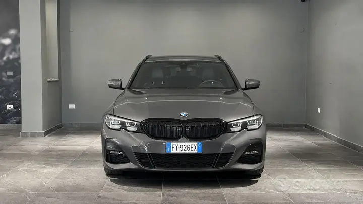 BMW 320D 2019 photo 2