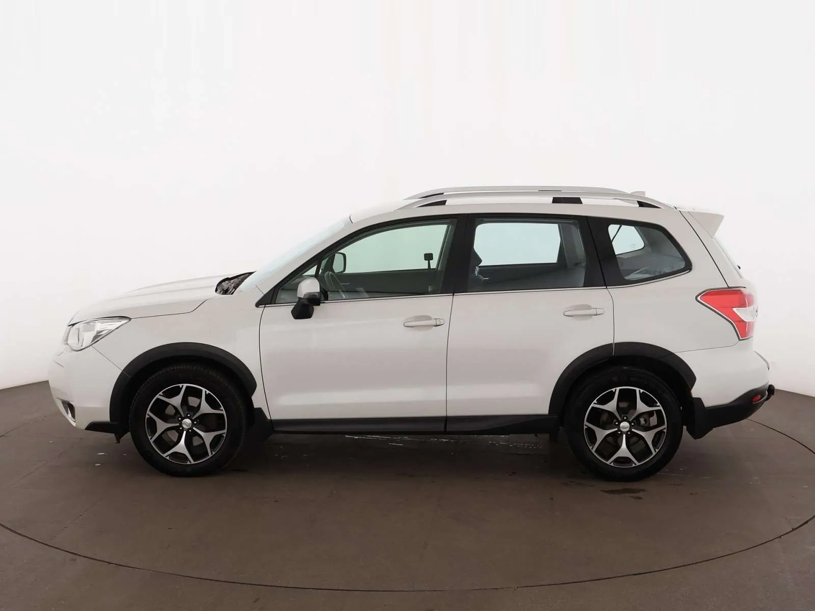 Subaru Forester 2015 photo 5