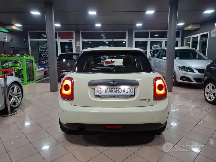 Mini Mini One 2017 photo 4