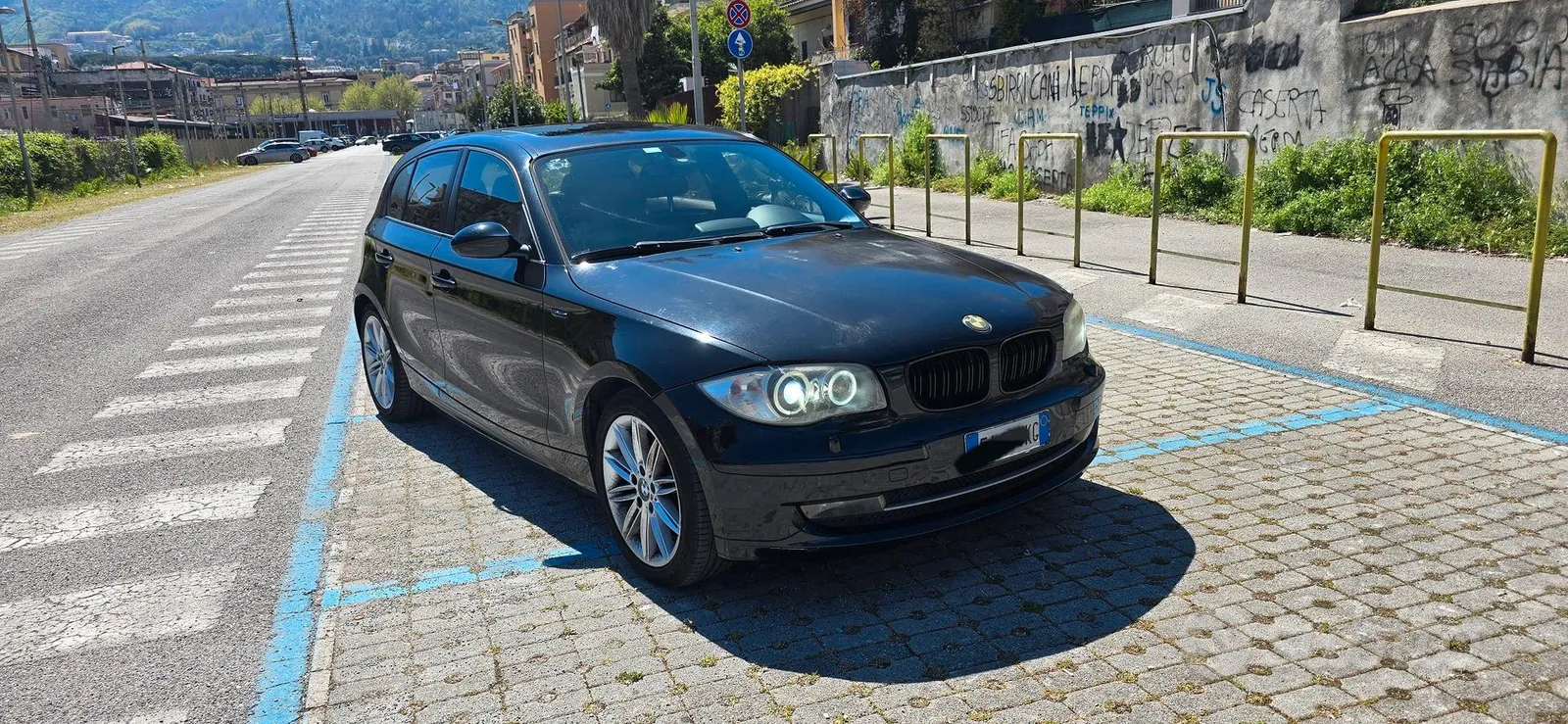 BMW 1 Series 2010 photo 3