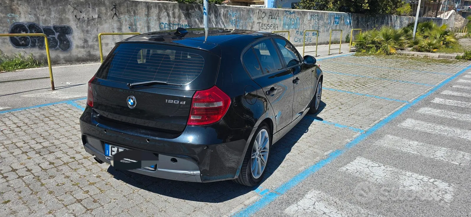 BMW 1 Series 2010 photo 2