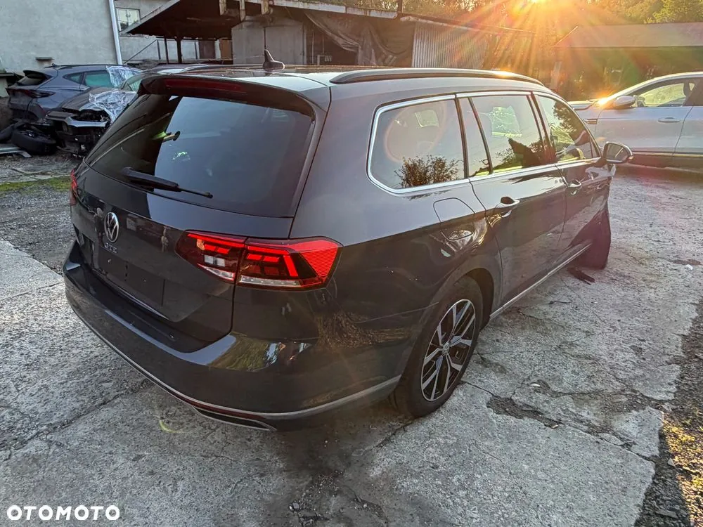 Volkswagen Passat 2020 photo 2