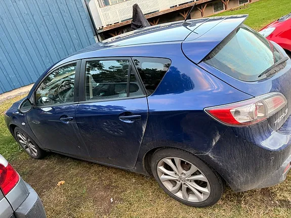 Mazda 3 2009 photo 3