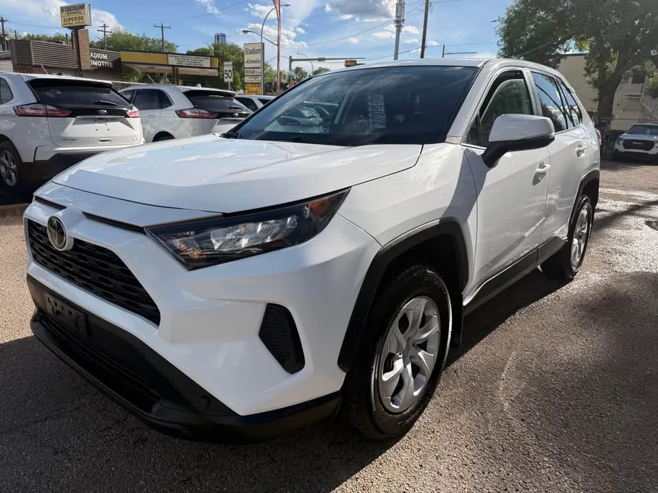 Toyota Rav4 2024 photo 2