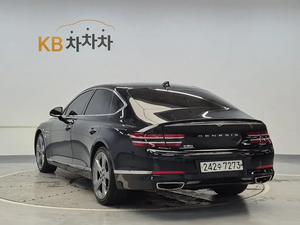 Genesis G80 2021 photo 2