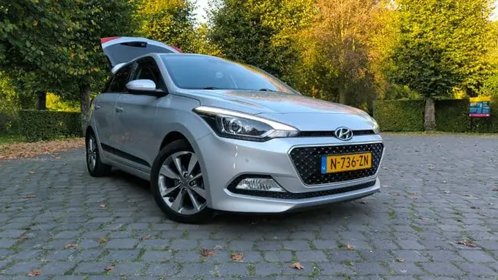Hyundai I20 2015 photo 2