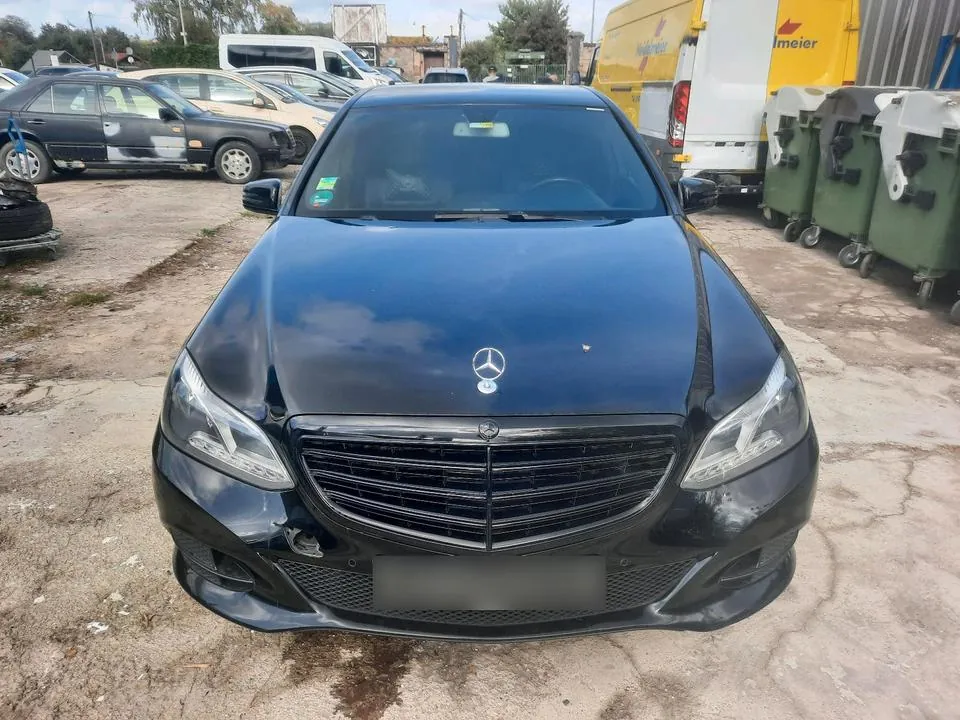 Mercedes-Benz E 200 D