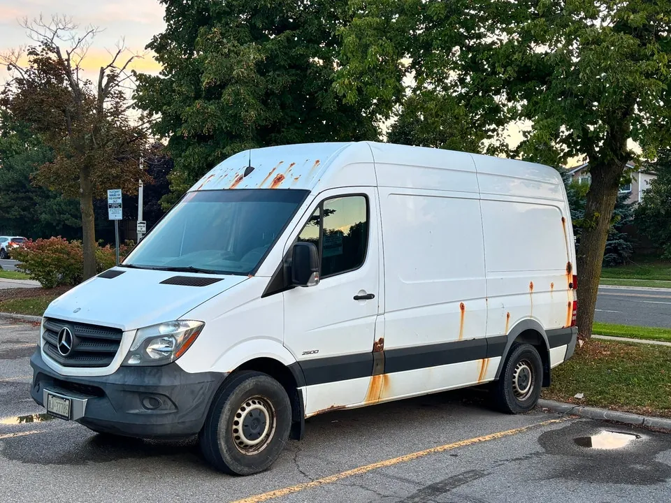 Mercedes-Benz Sprinter 2015 photo 2
