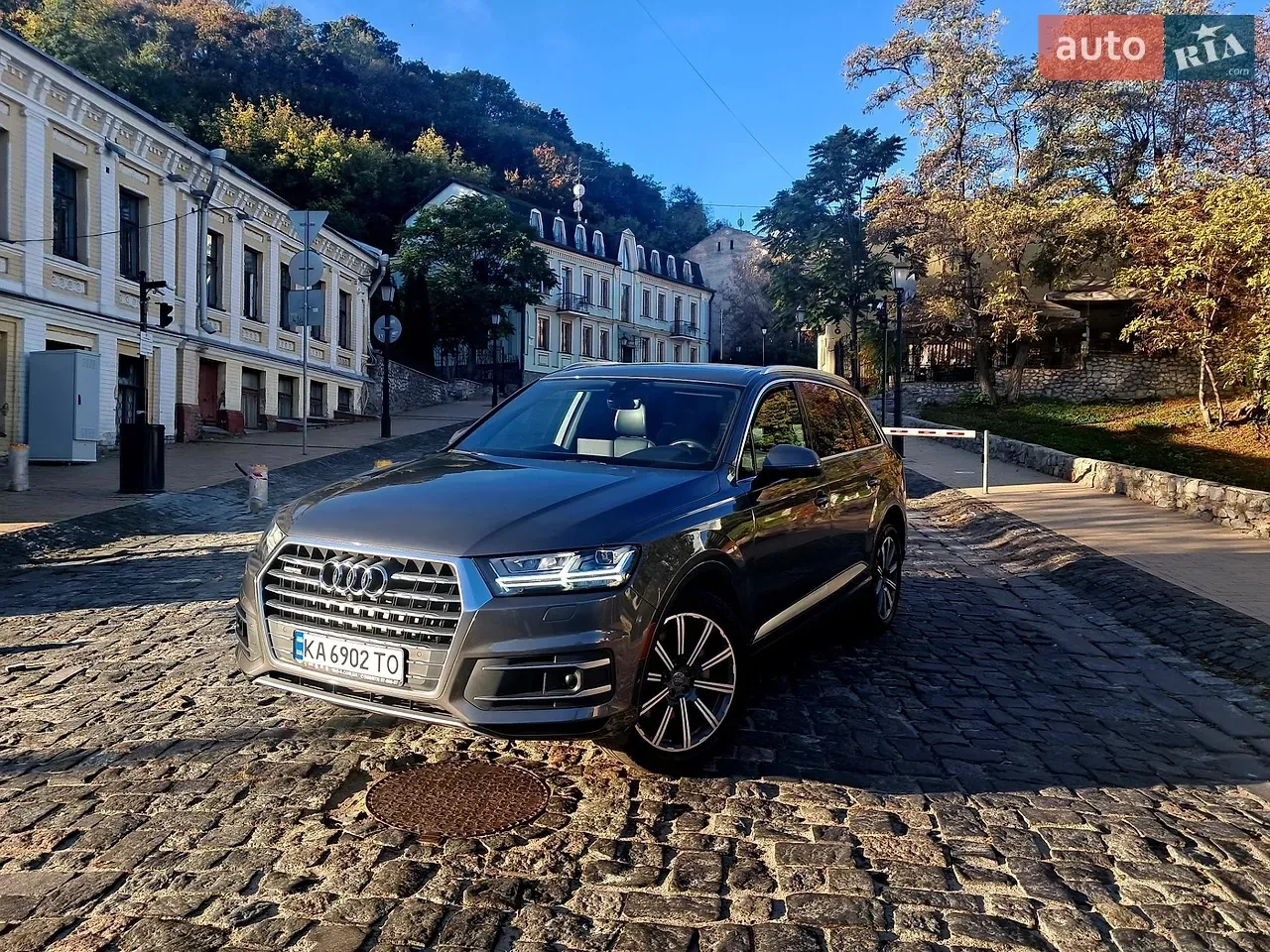Audi Q7 2018 photo 2