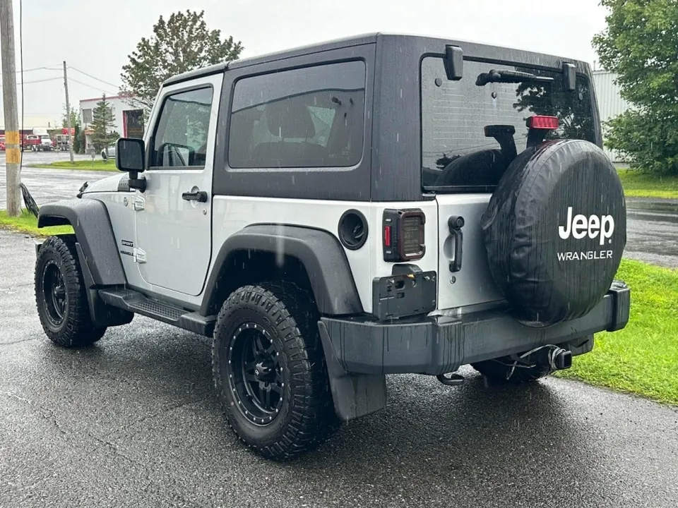 Jeep Wrangler 2012 photo 4
