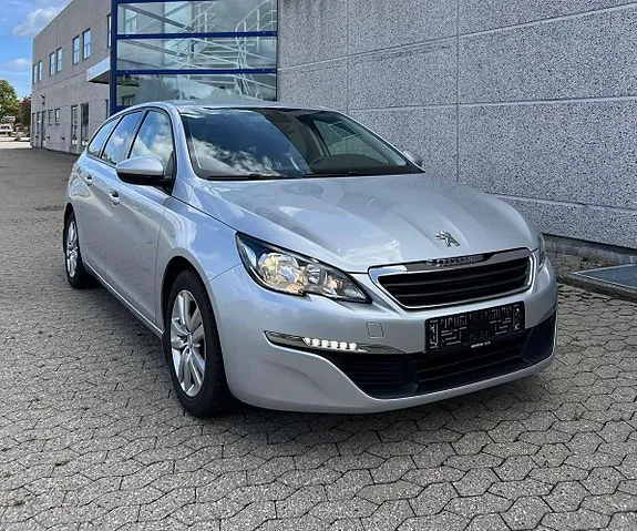 Peugeot 308 Sw 2017 photo 2