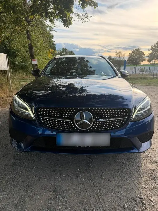 Mercedes-Benz C220 D