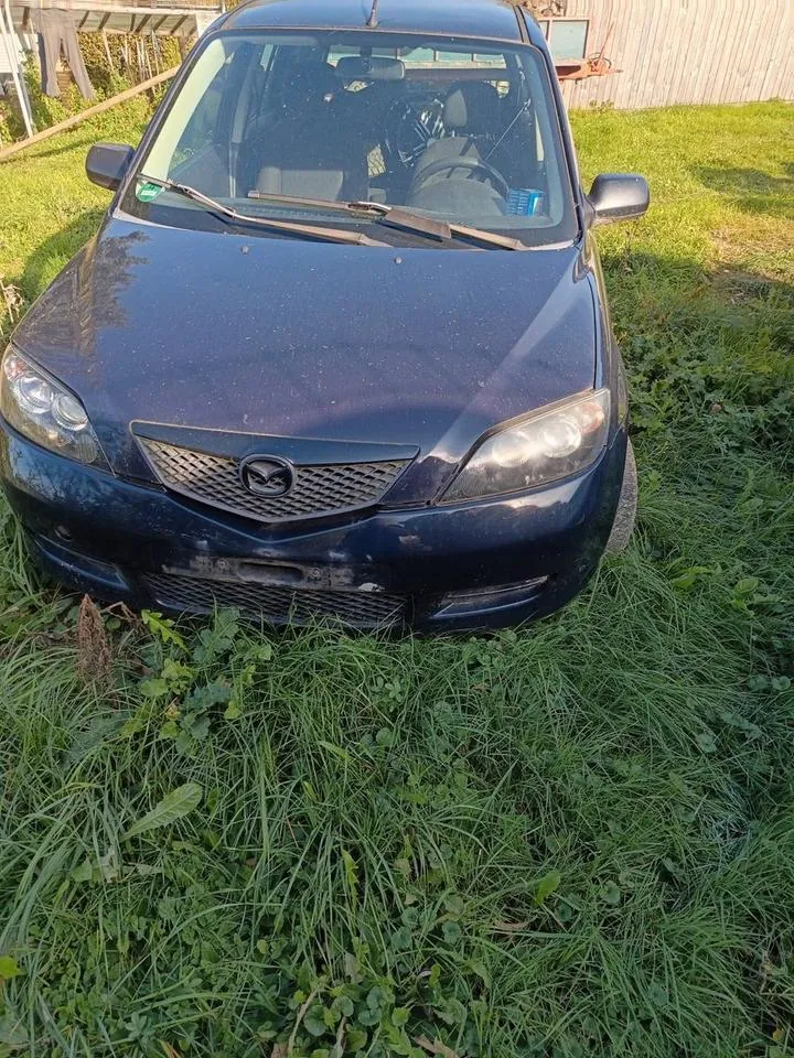 Mazda 2
