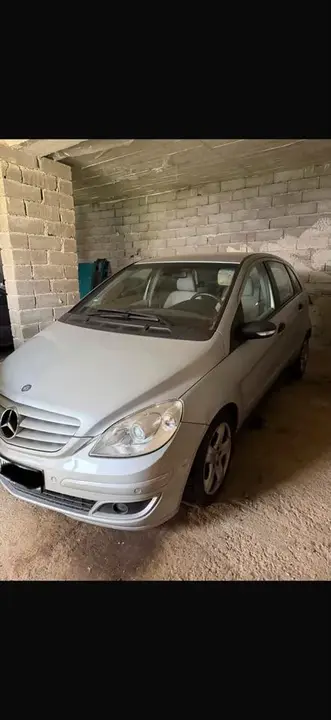 Mercedes-Benz B 170