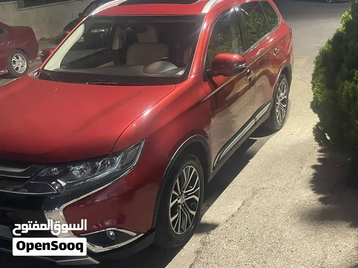 Mitsubishi Outlander 2018 photo 2