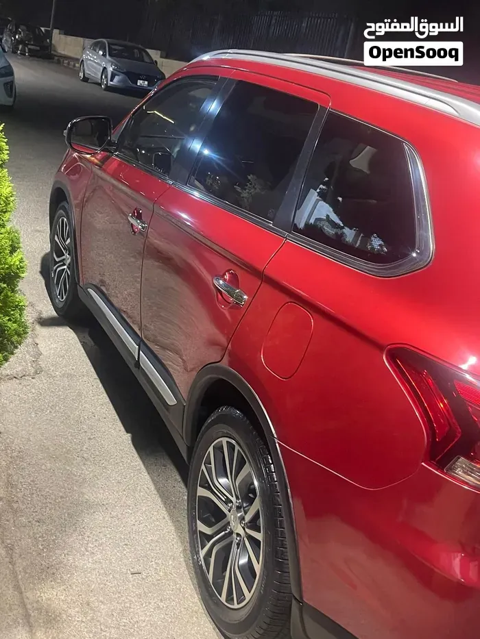 Mitsubishi Outlander 2018 photo 3