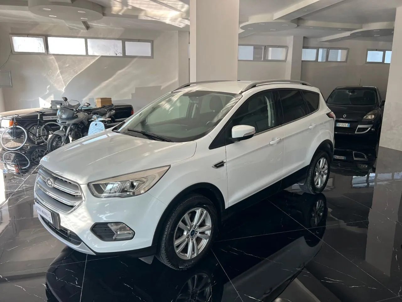 Ford Kuga 2019 photo 2