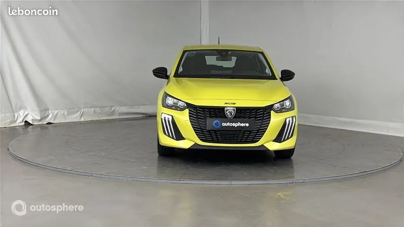 Peugeot 208 2024 photo 2