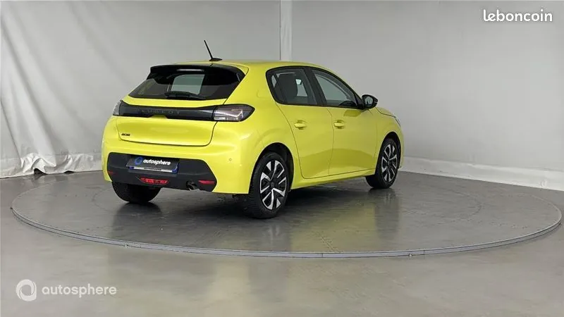 Peugeot 208 2024 photo 5