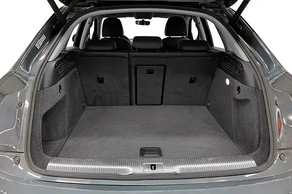 Audi Q3 2017 photo 5
