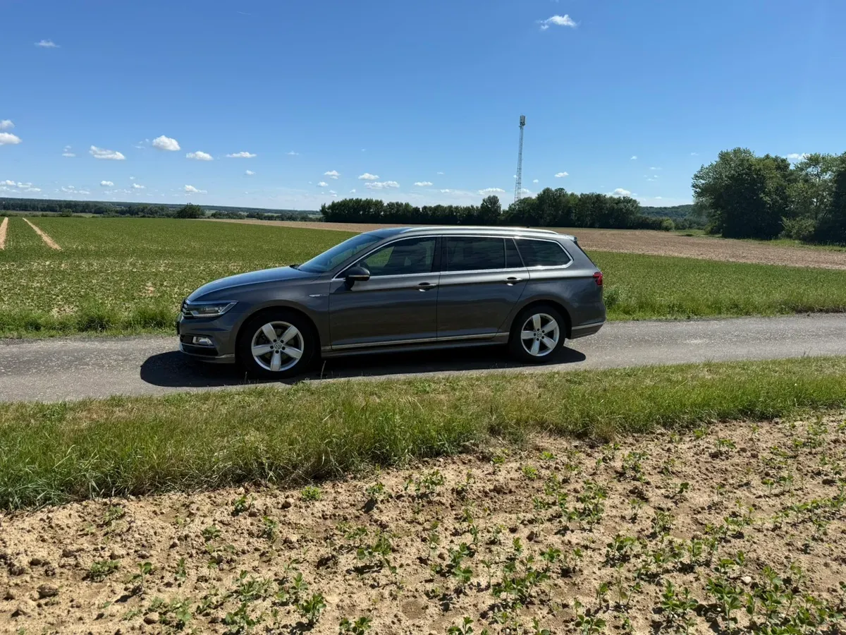 Volkswagen Passat 2015 photo 2