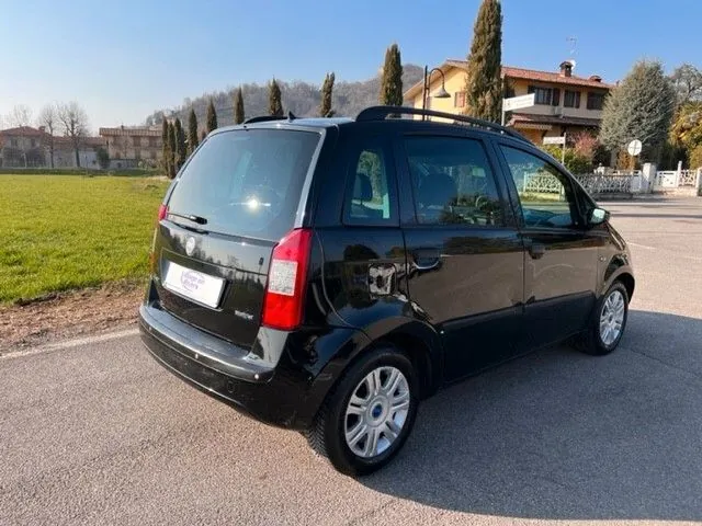 Fiat Idea 2007 photo 2