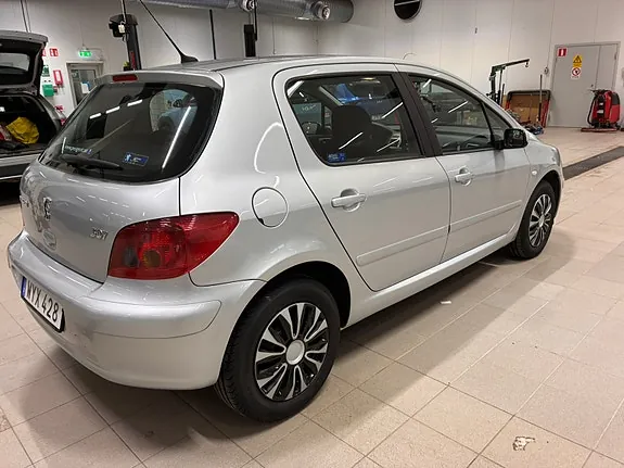 Peugeot 307 2005 photo 4