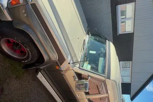 Nissan Safari