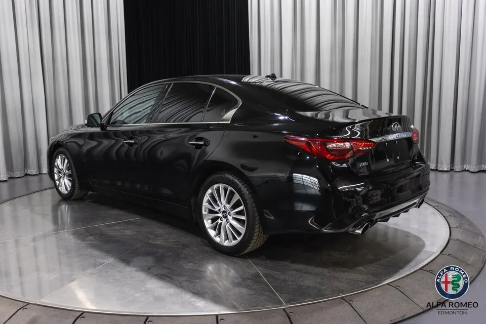 Infiniti Q50 2021 photo 3