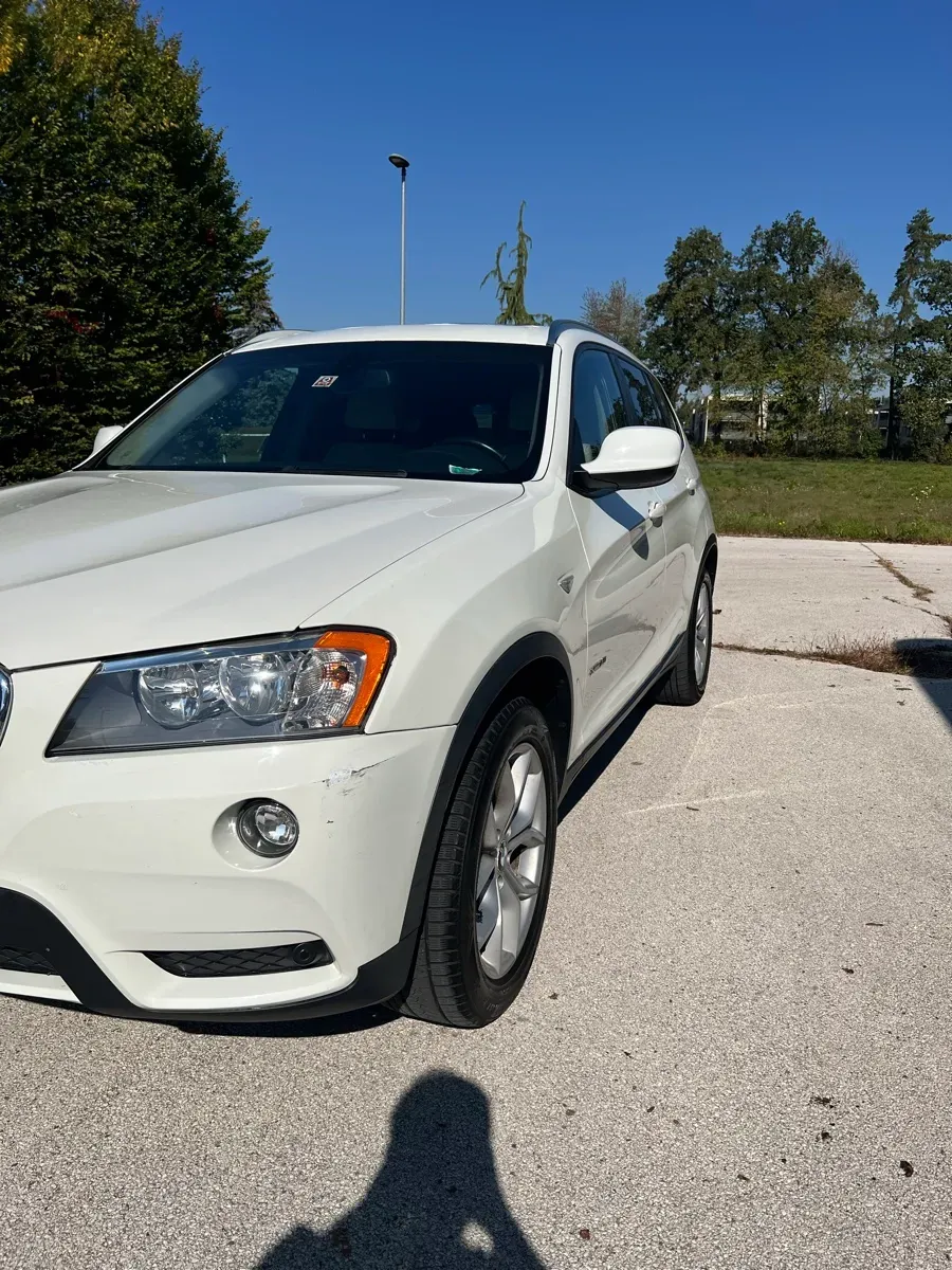 BMW X3 2012 photo 3