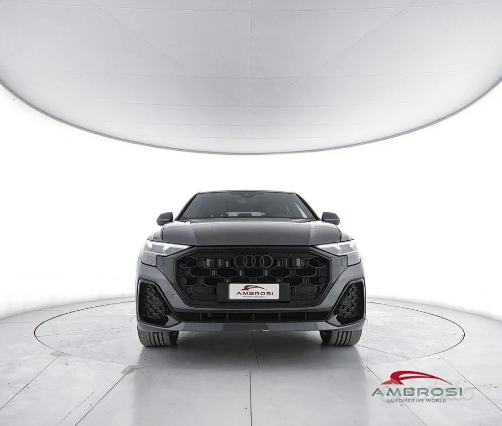 Audi Q8 2025 photo 5