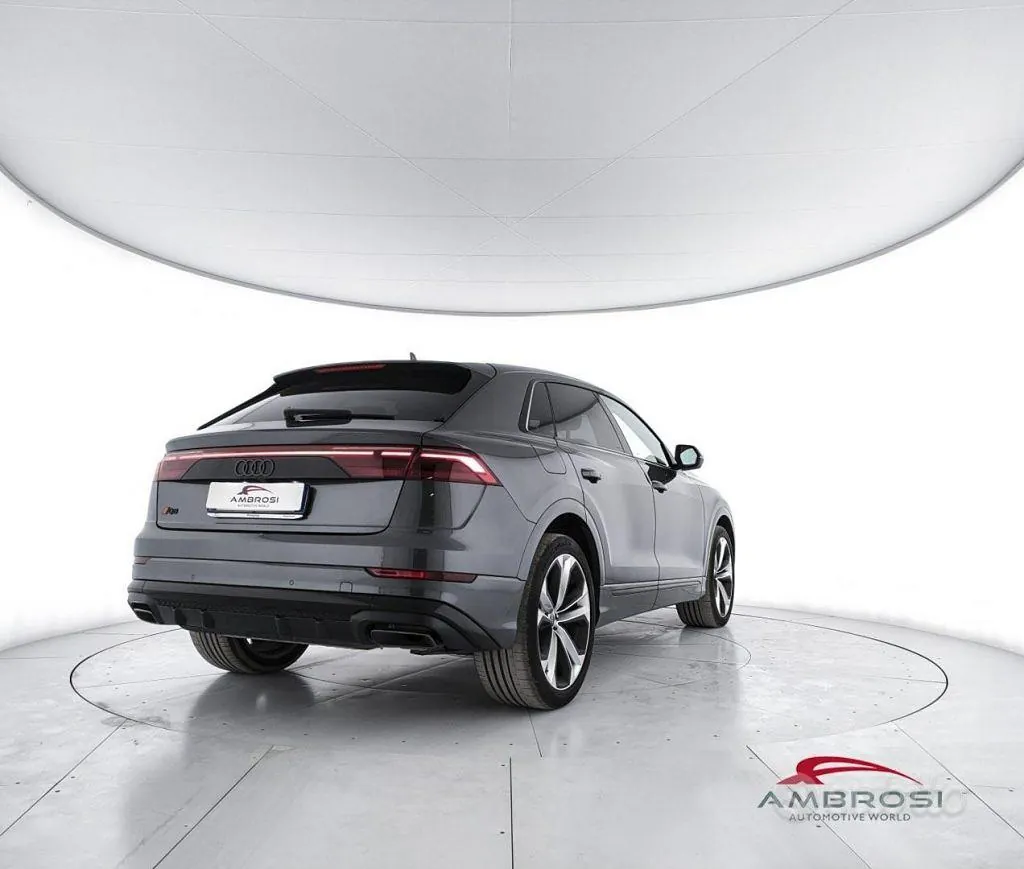Audi Q8 2025 photo 3