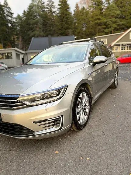 Volkswagen Passat 2017 photo 2