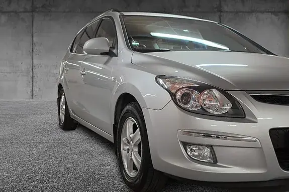 Hyundai I30 2009 photo 2