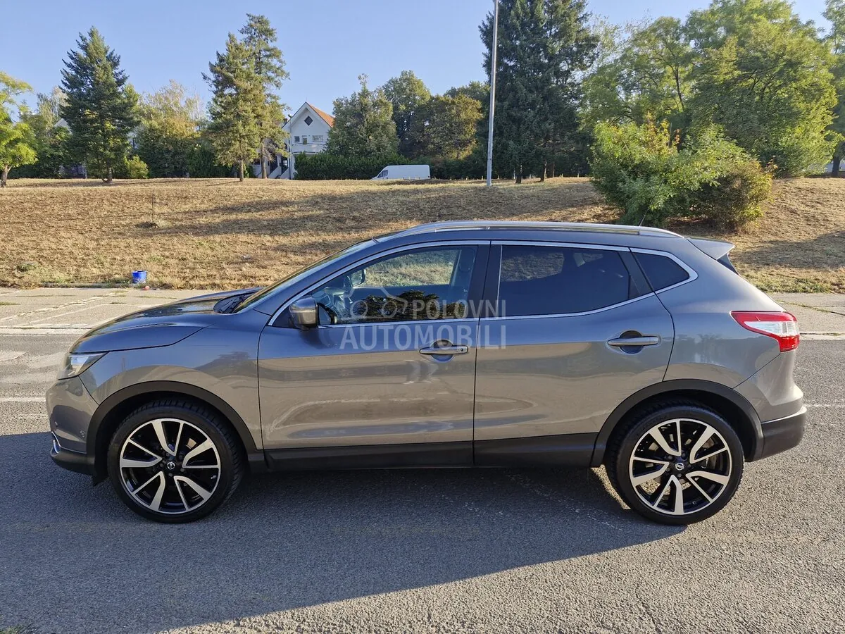 Nissan Qashqai 2015 photo 2