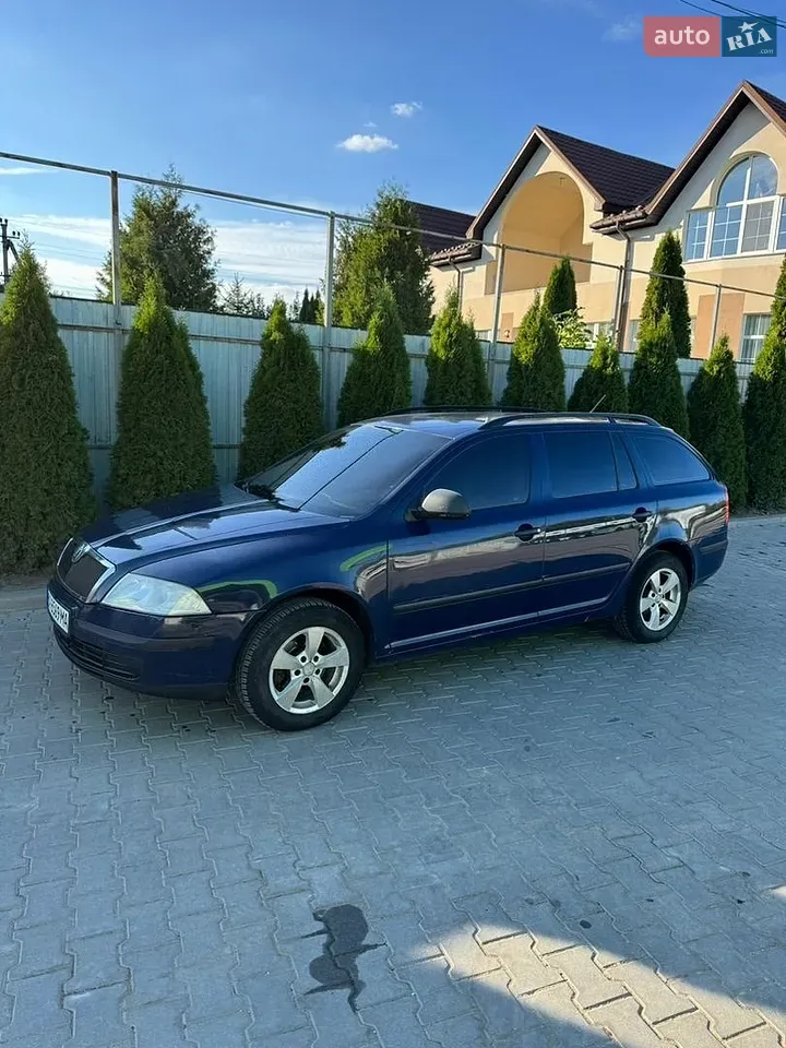 Skoda Octavia 2012 photo 3