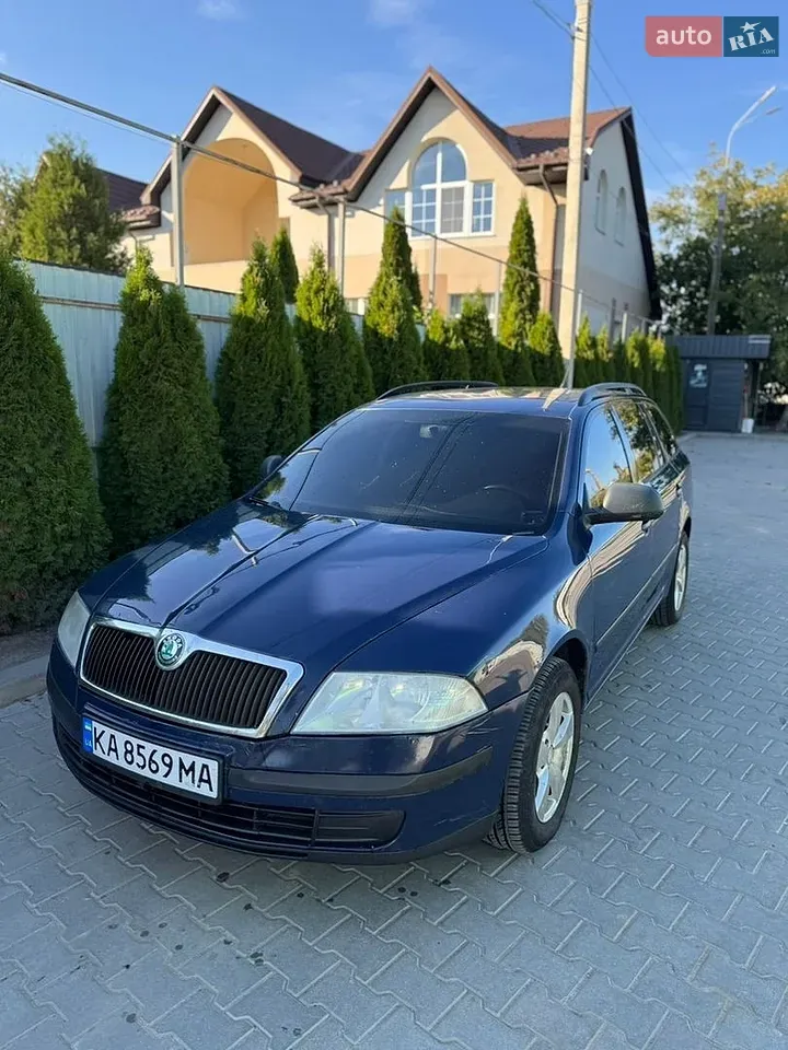 Skoda Octavia 2012 photo 2