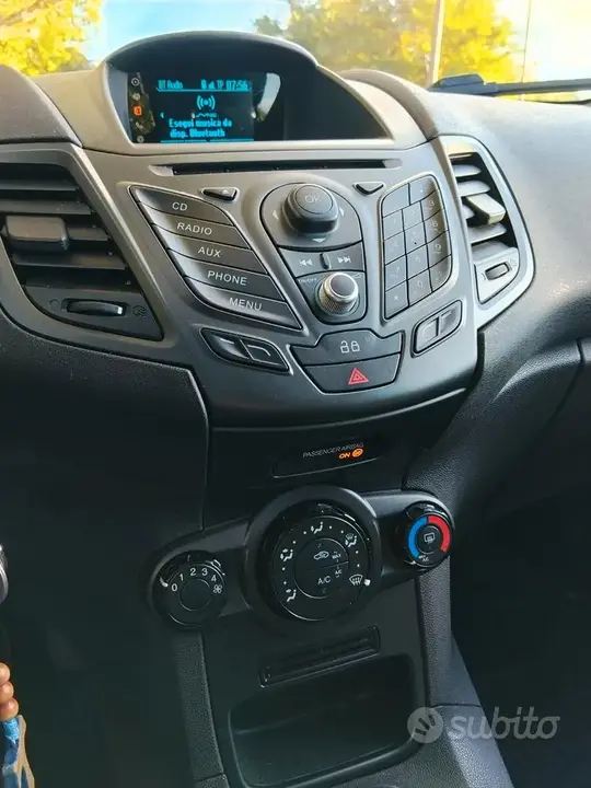 Ford Fiesta 2014 photo 4