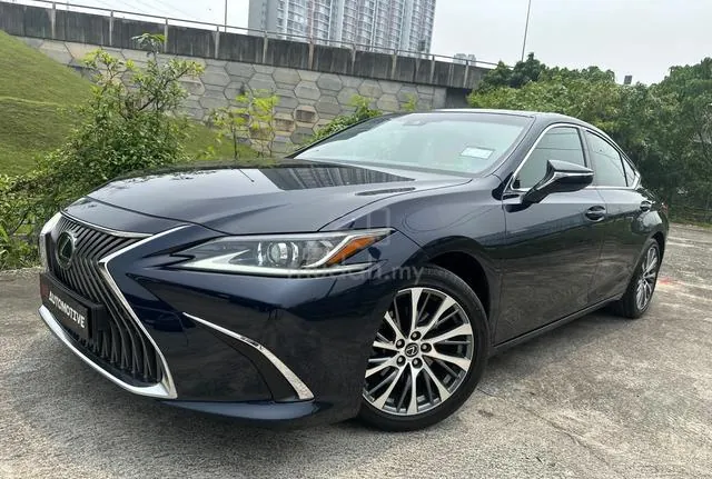 Lexus Es250