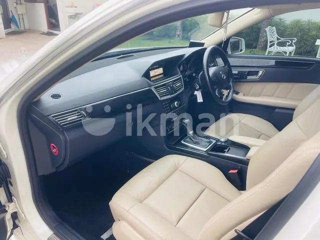 Mercedes-Benz E200 2010 photo 4
