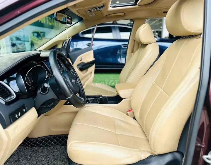 Kia Sedona 2016 photo 5