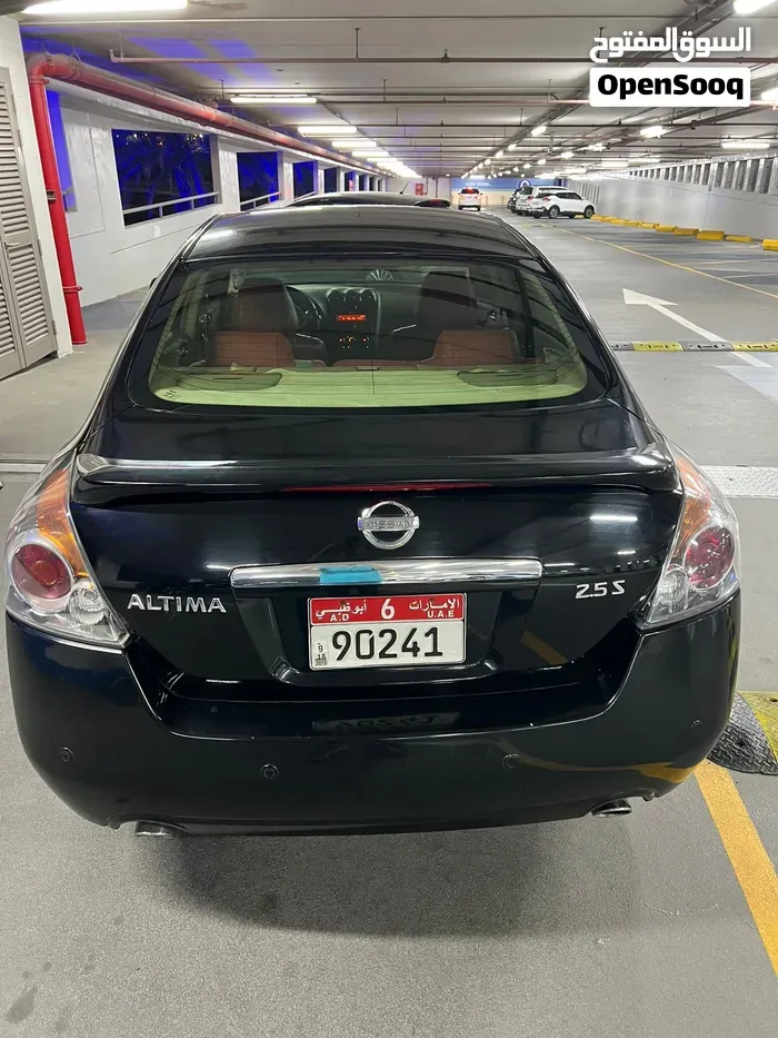 Nissan Altima