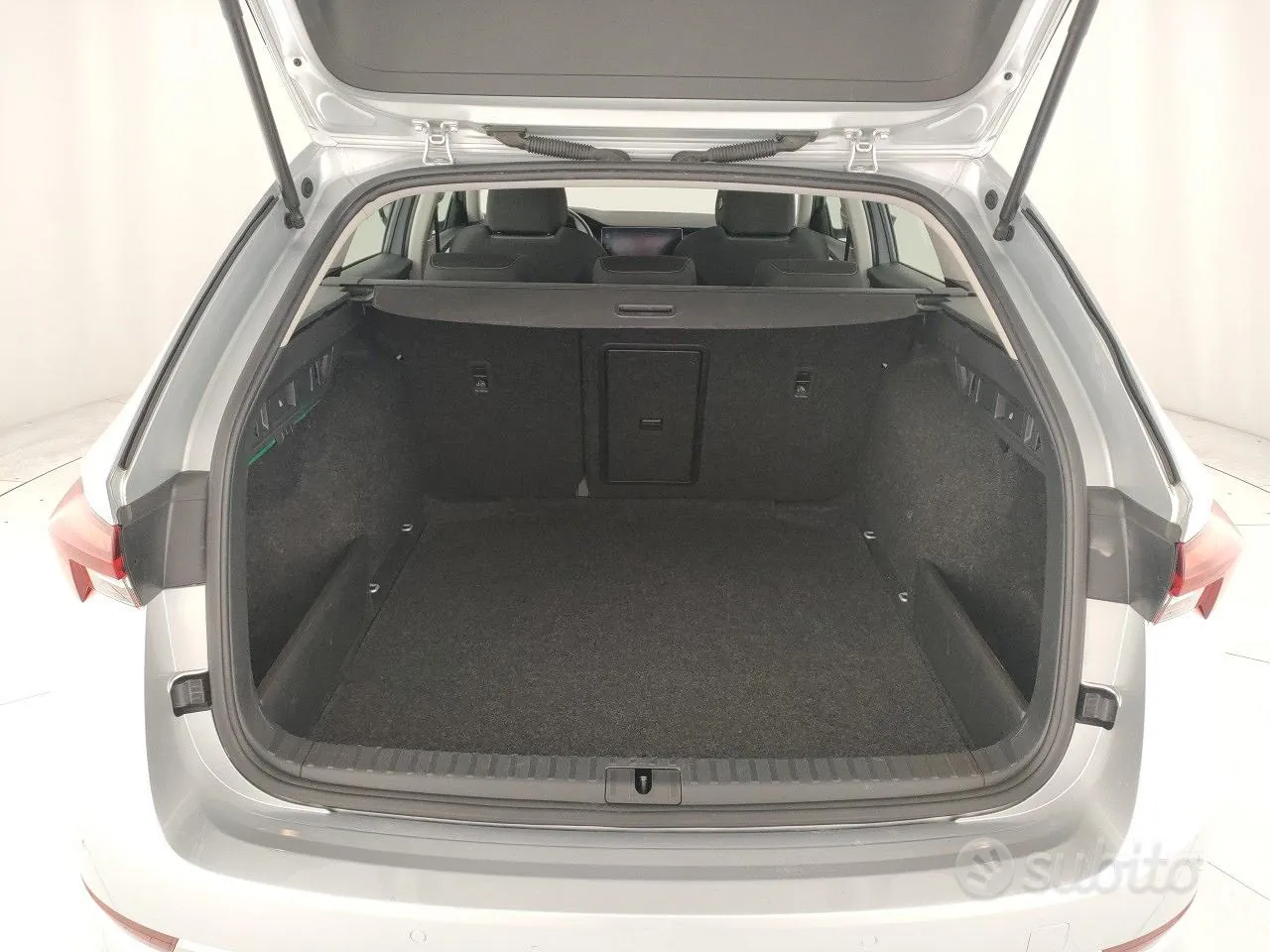 Skoda Octavia Wagon 2021 photo 4