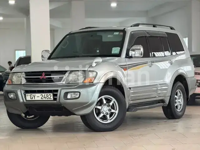 Mitsubishi Montero