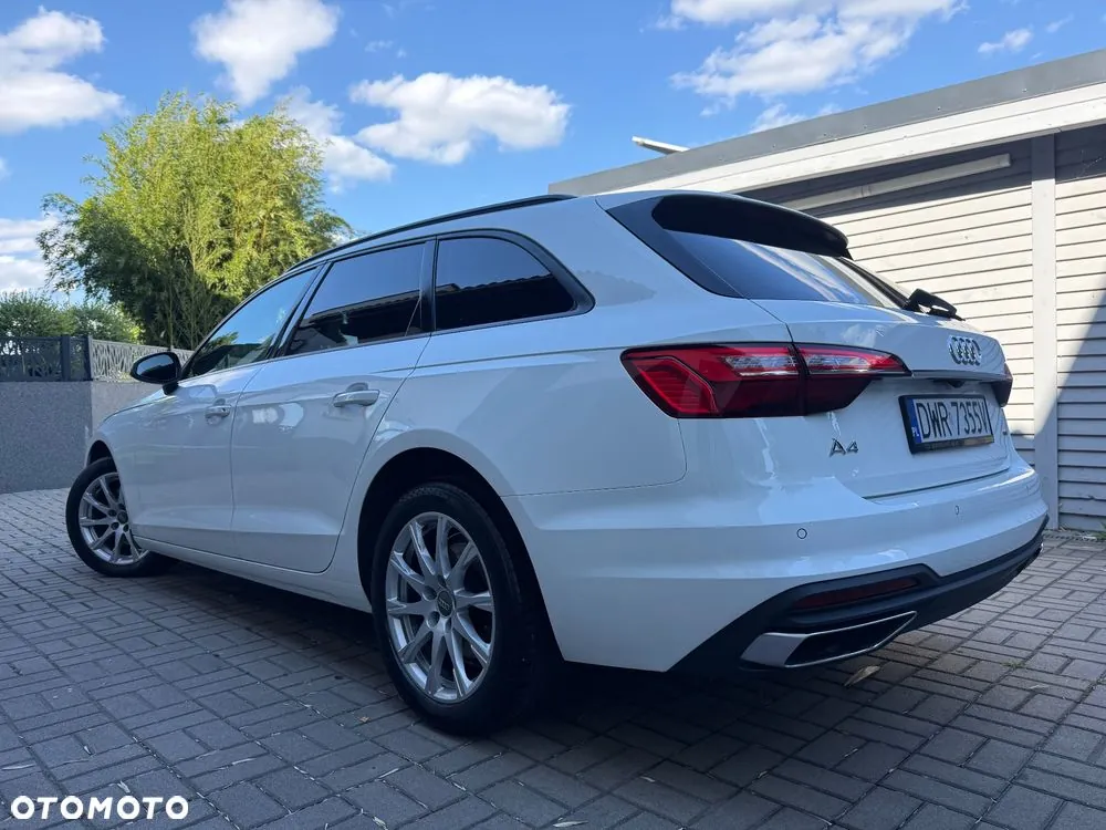 Audi A4 Avant 2021 photo 4