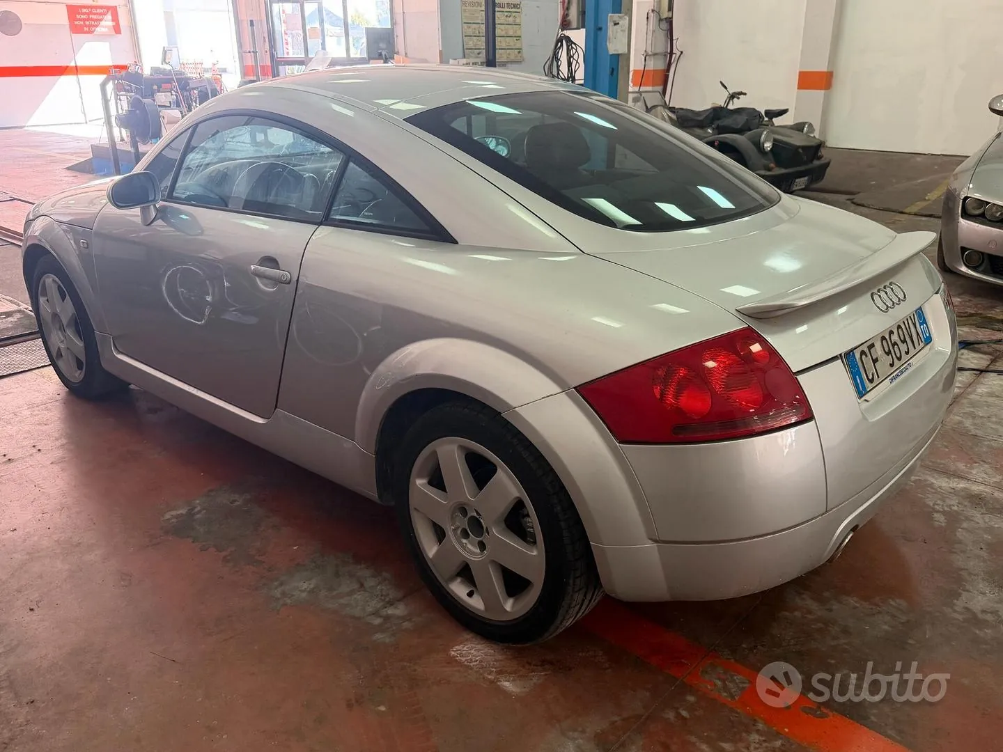 Audi Tt 2002 photo 2