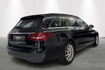 Mercedes-Benz C-Class 2019 photo 2