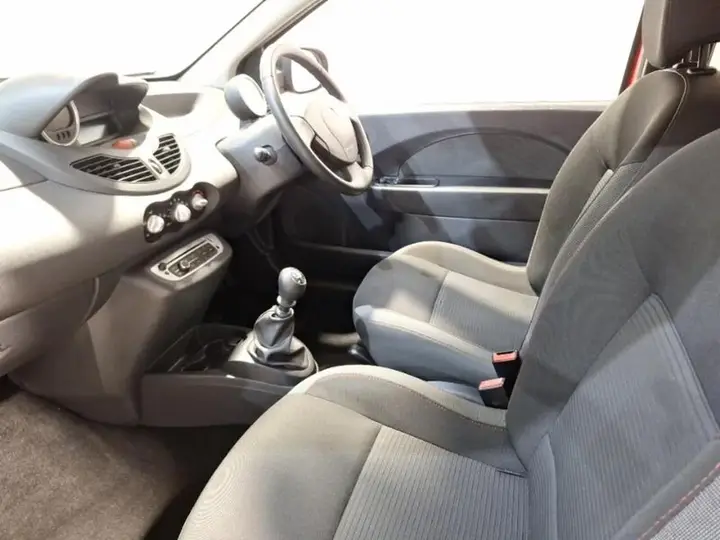 Renault Twingo 2014 photo 5